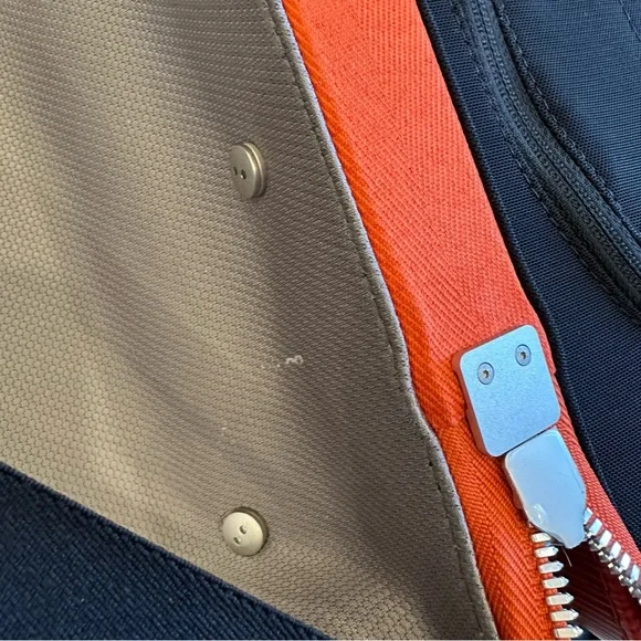 Orange Louis Vuitton Horizon 55 Rolling Suitcase - Picture 15 of 16